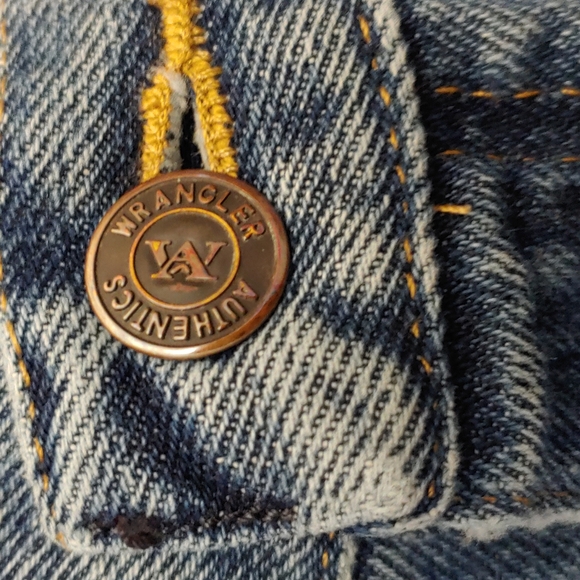 Wrangler authentic Men's Size 42W Jeans - Picture 7 of 8